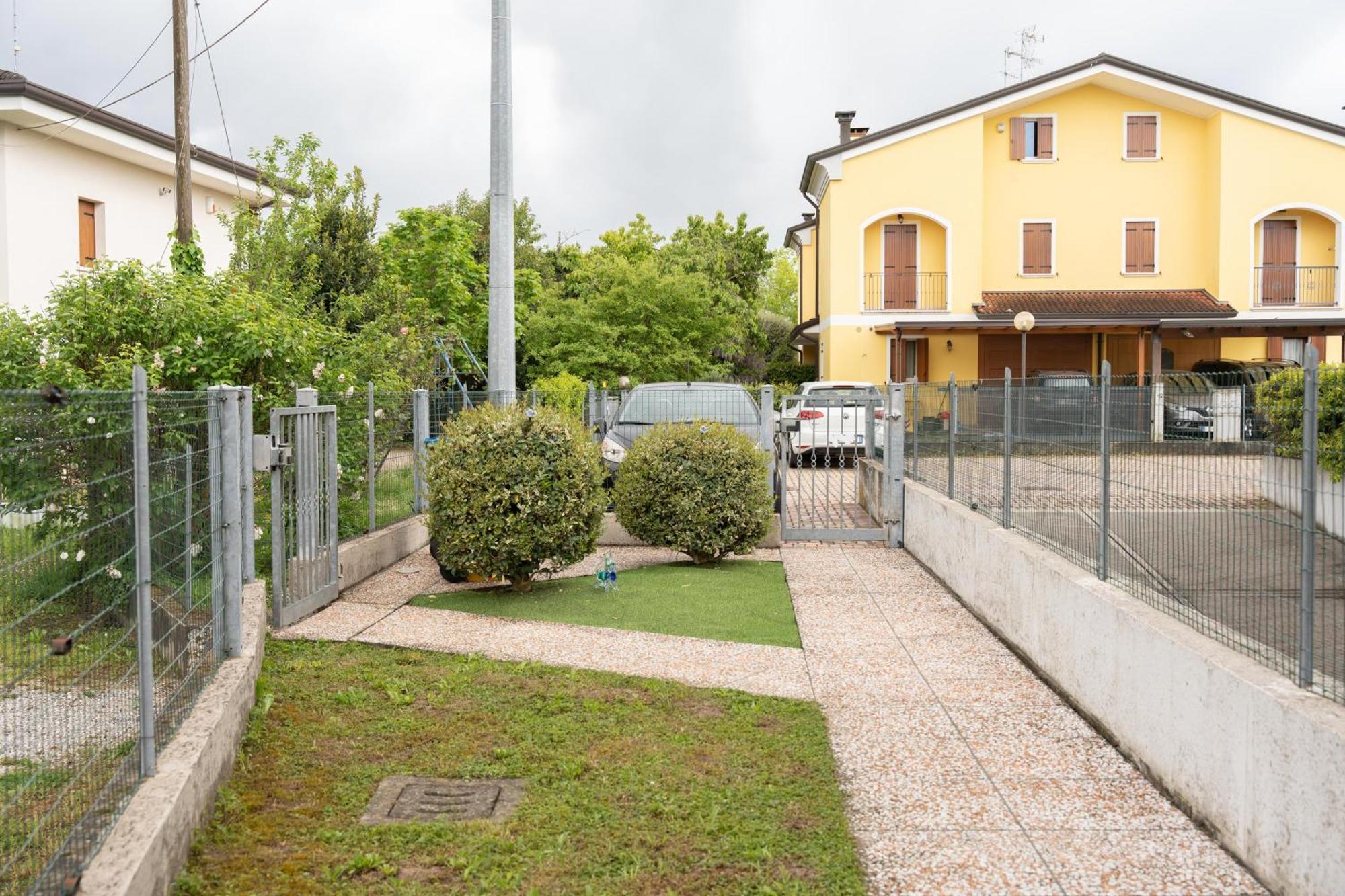Marina'S Venice Garden Roncade Exterior photo